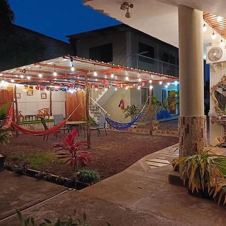 Teresita'S House Suites Con Cocina Privada Puerto Baquerizo Moreno Exteriör bild