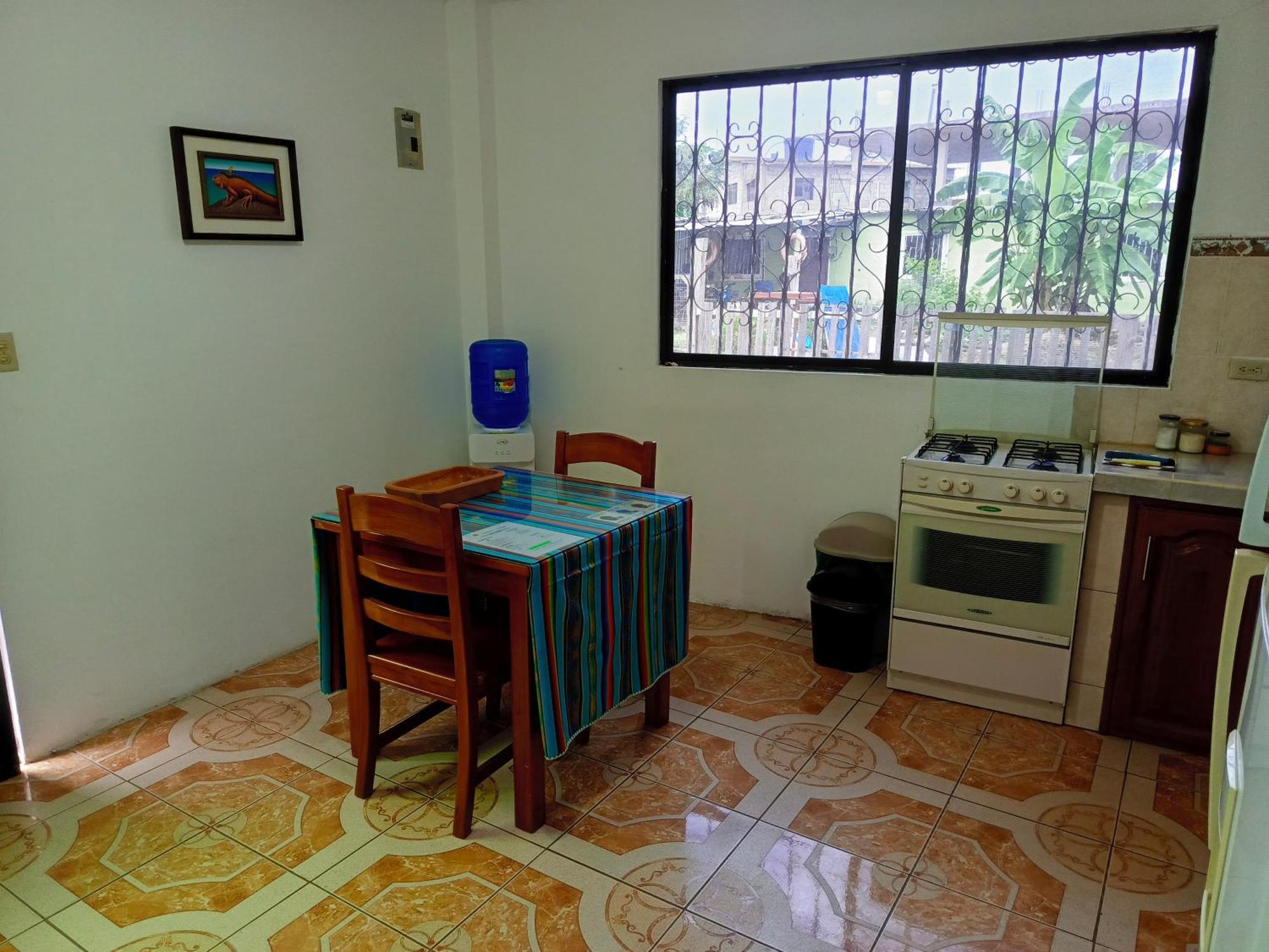 Teresita'S House Suites Con Cocina Privada Puerto Baquerizo Moreno Exteriör bild